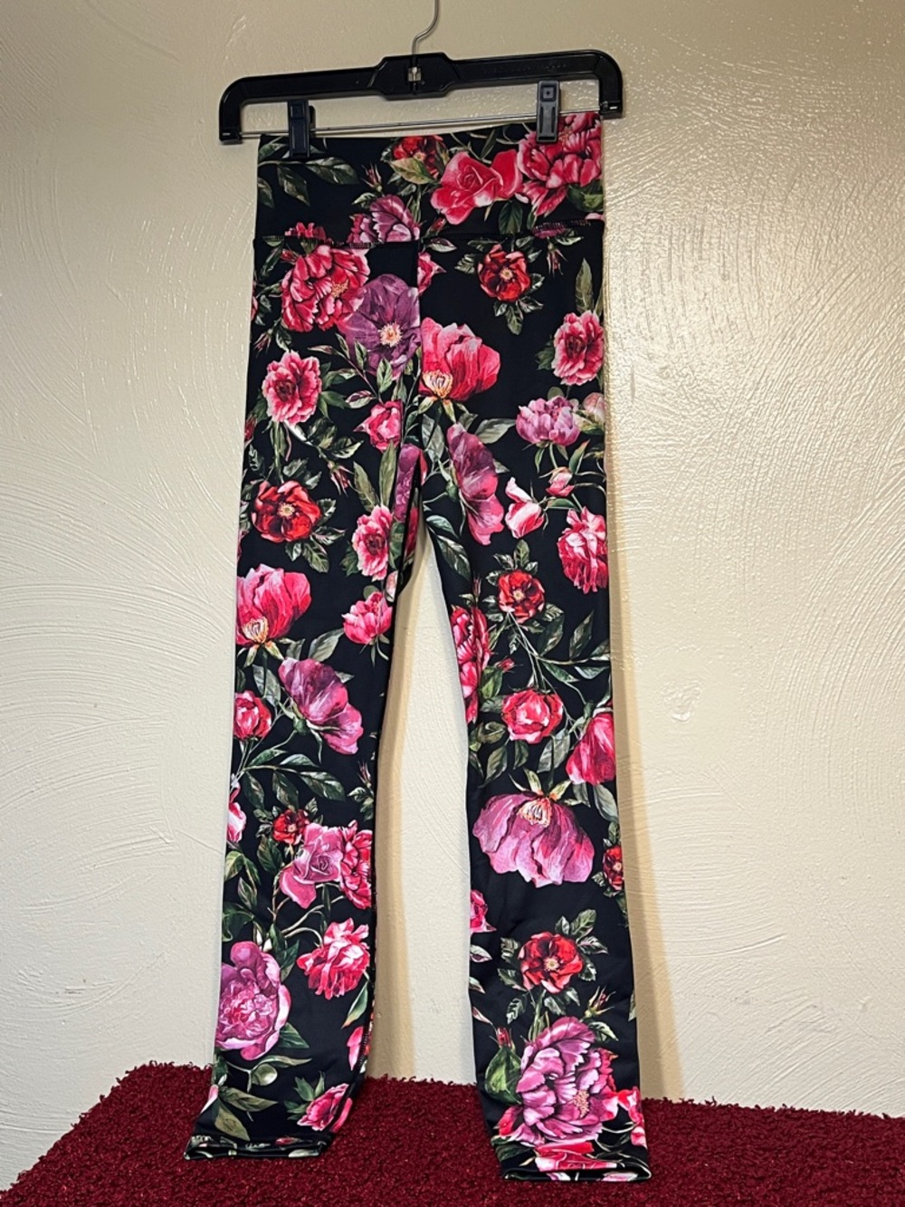 Kiragrace Floral Athletic Leggings Size XS